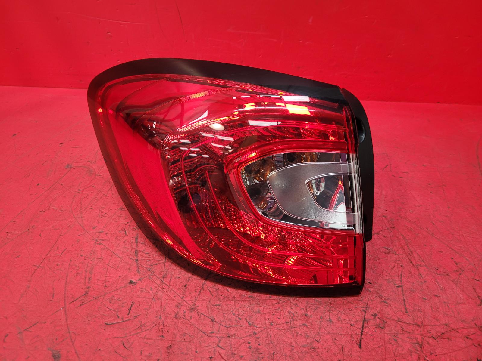 L Taillight Captur Renault 2015 