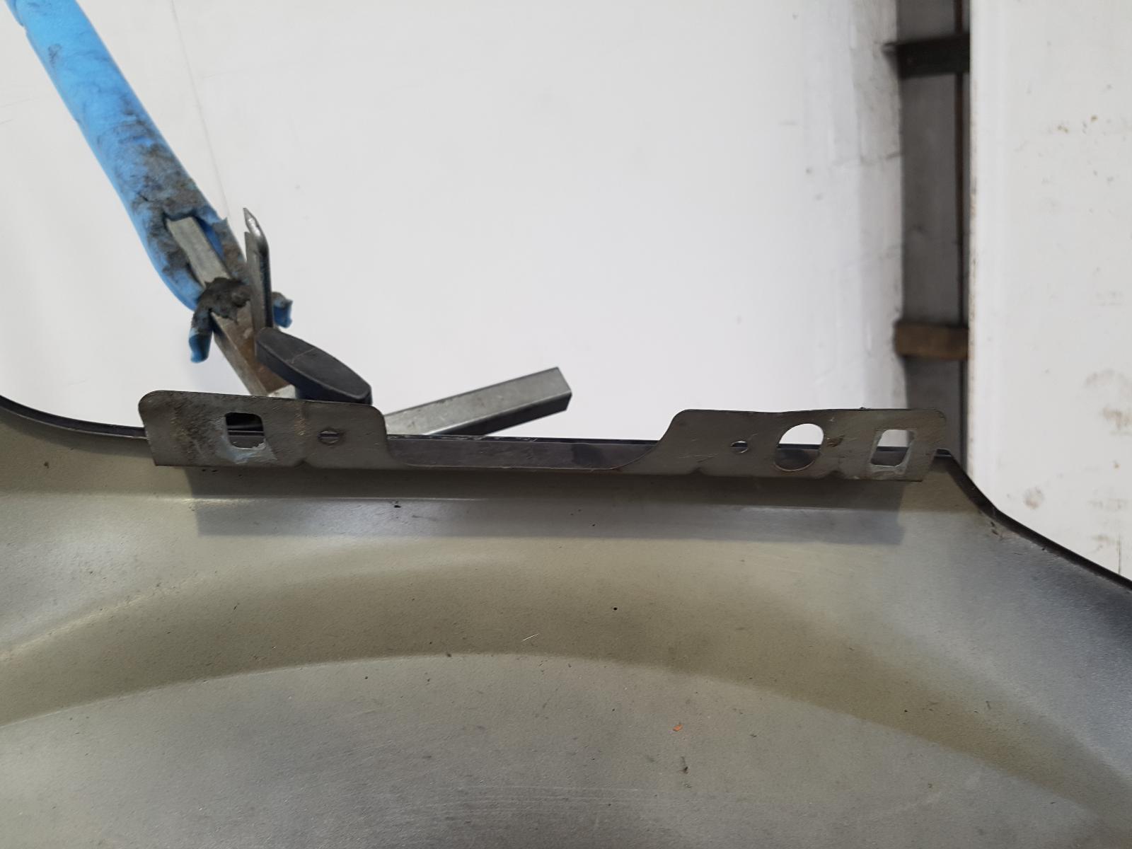 L Wing Focus Ford 2009 