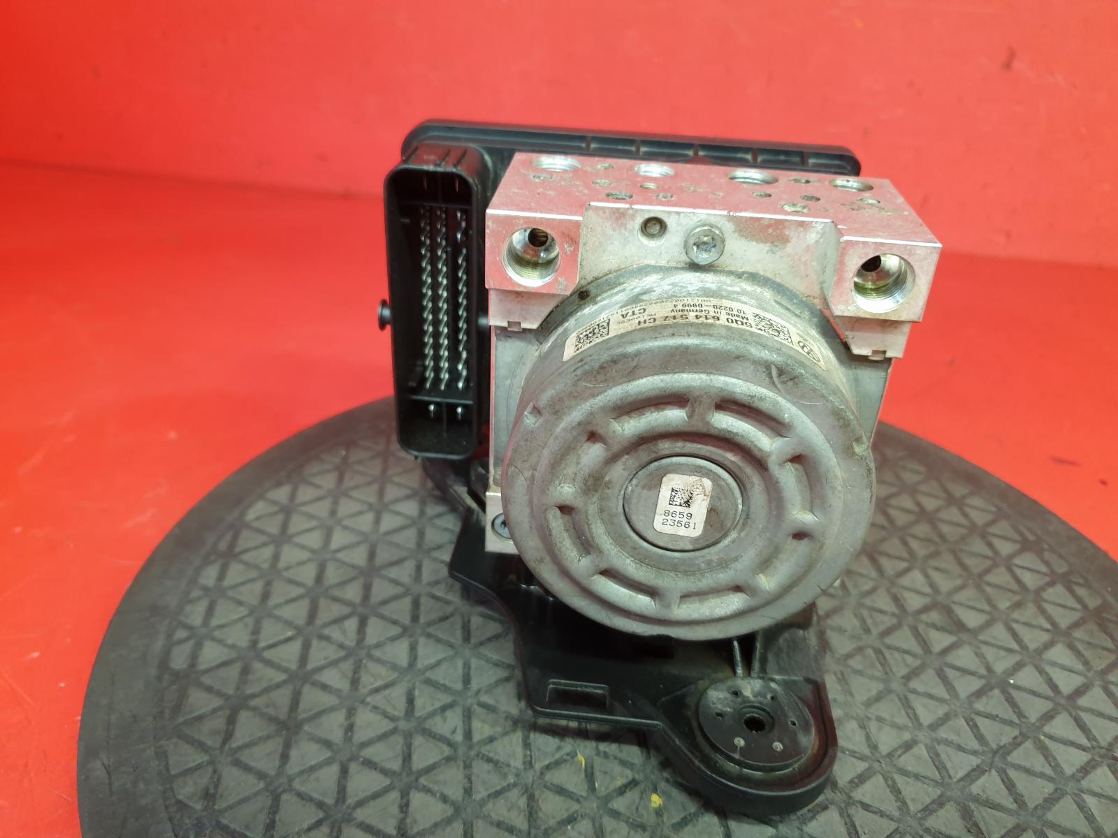 ABS Pump/Modulator Golf Volkswagen 2017