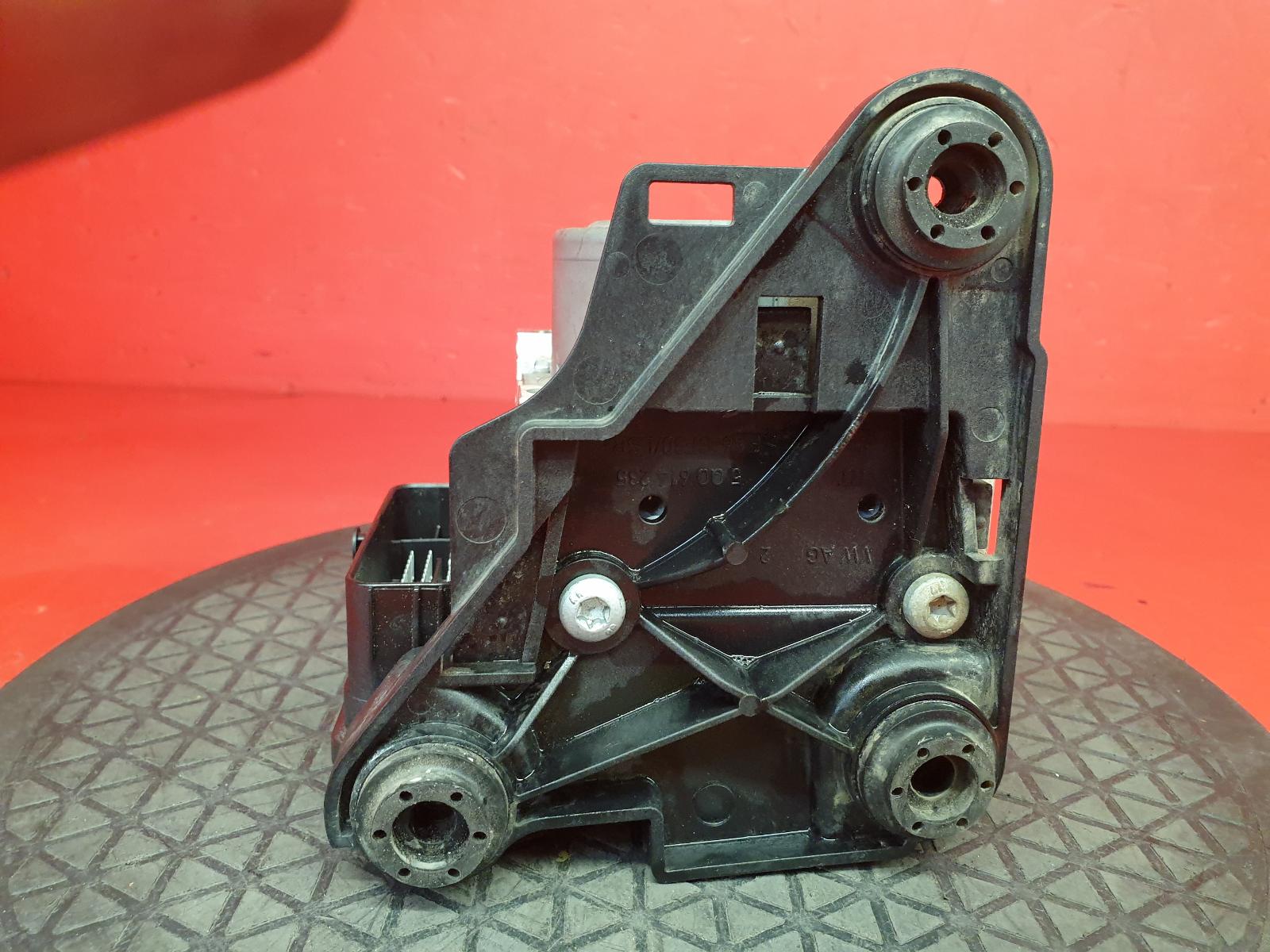 ABS Pump/Modulator Golf Volkswagen 2017