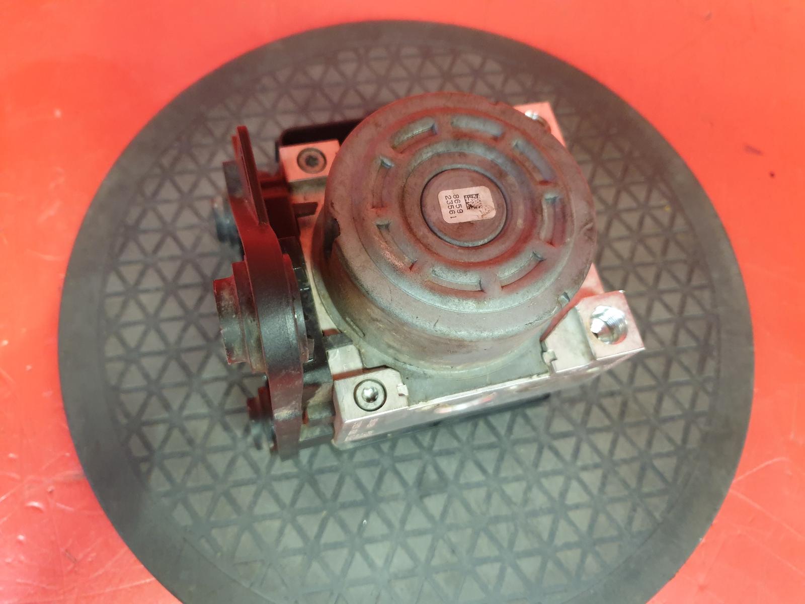 ABS Pump/Modulator Golf Volkswagen 2017