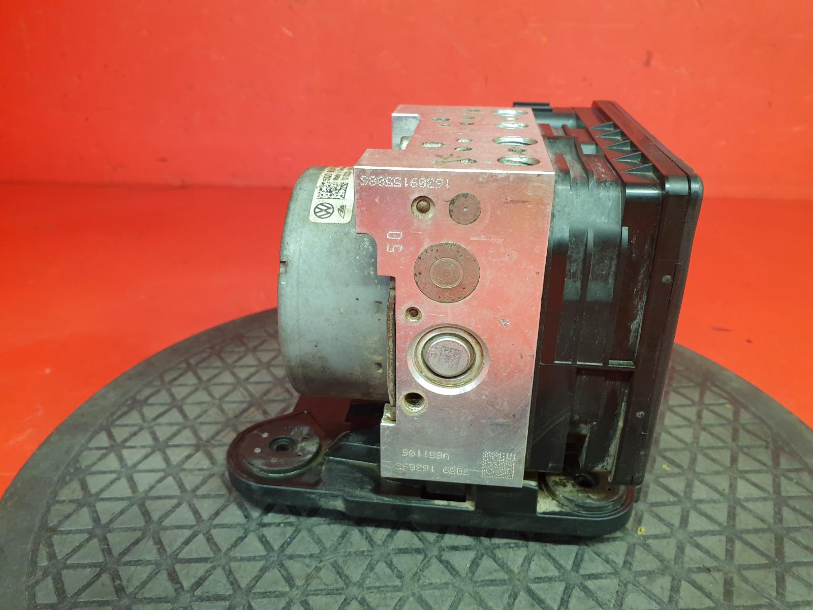 ABS Pump/Modulator Golf Volkswagen 2017