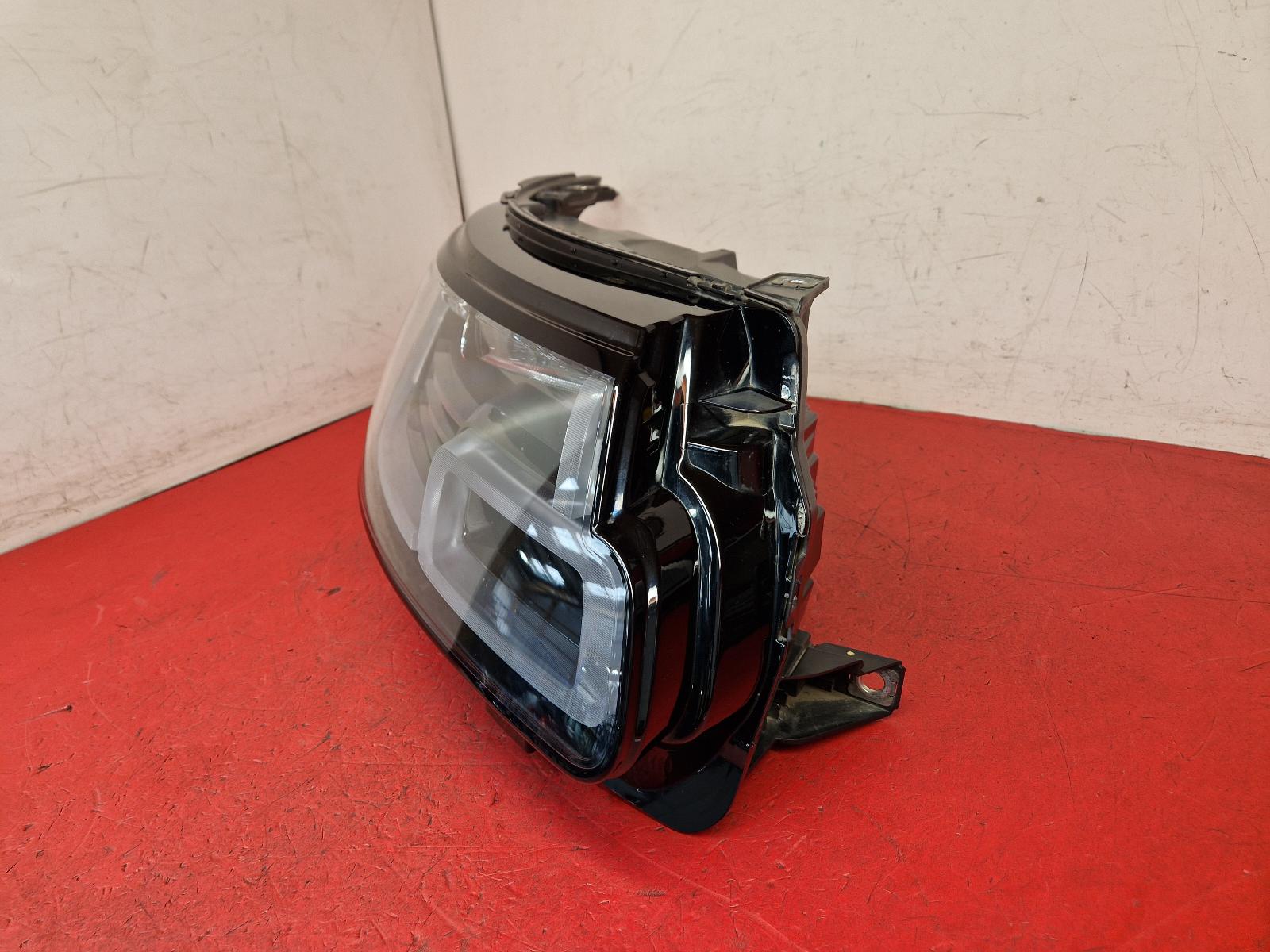 R Headlamp Range Rover Land Rover 2019 