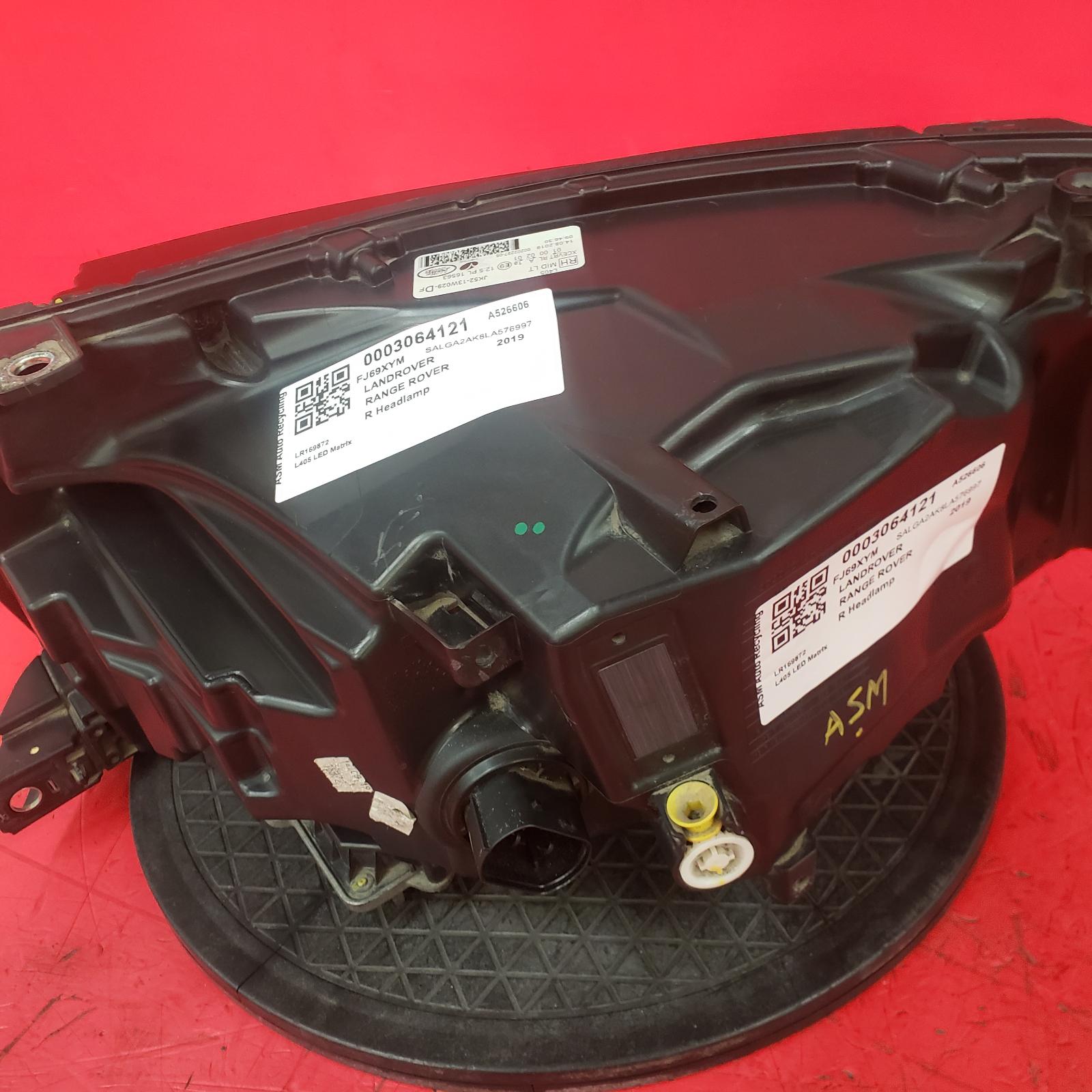 R Headlamp Range Rover Land Rover 2019 