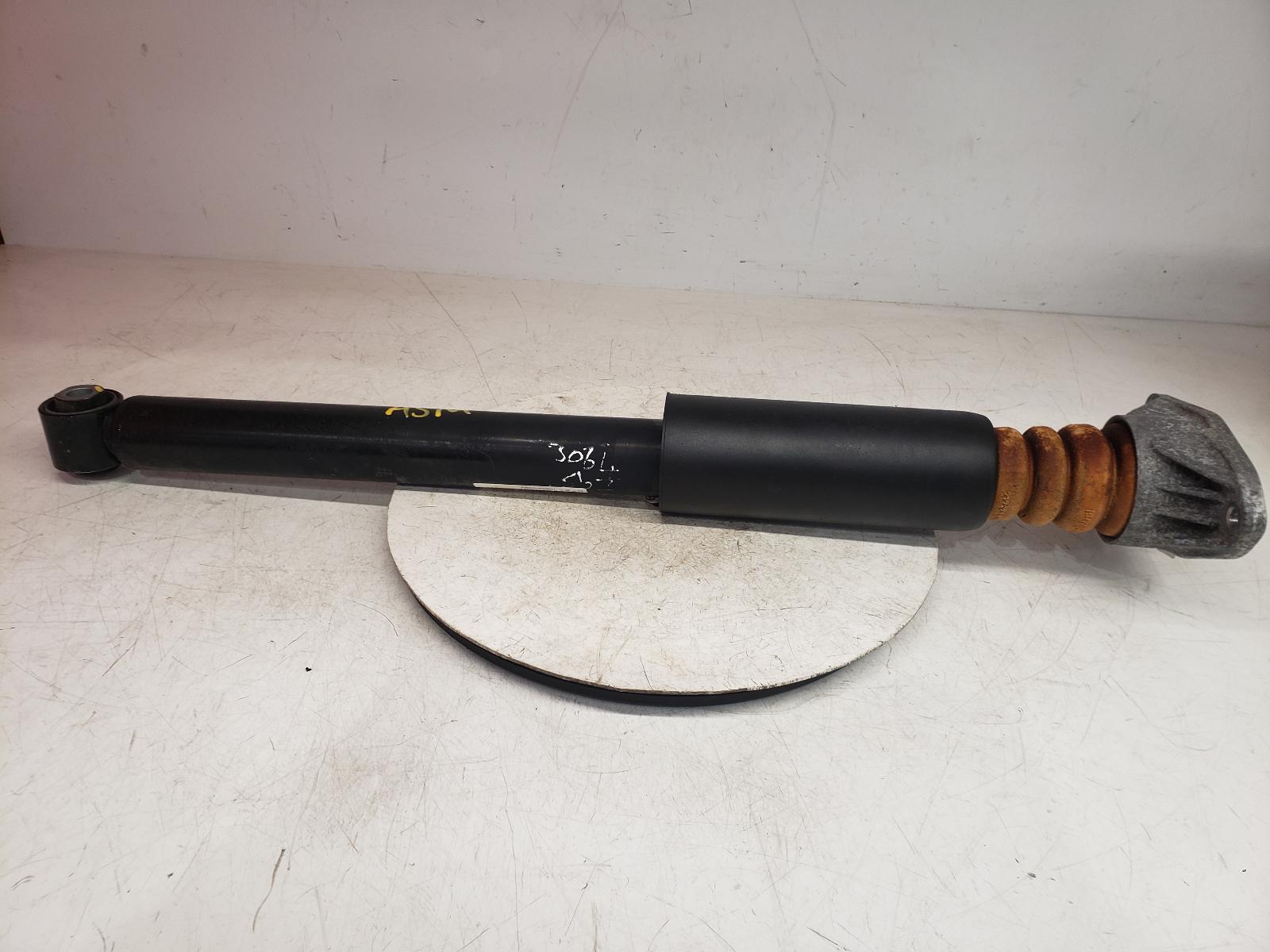 View Auto part RR Strut Mini (bmw) Clubman 2019