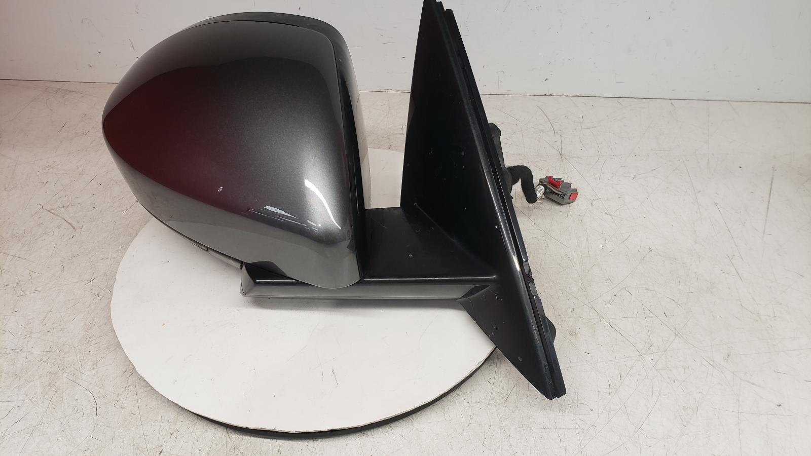 View Auto part R Door Mirror Jaguar E Pace 2019