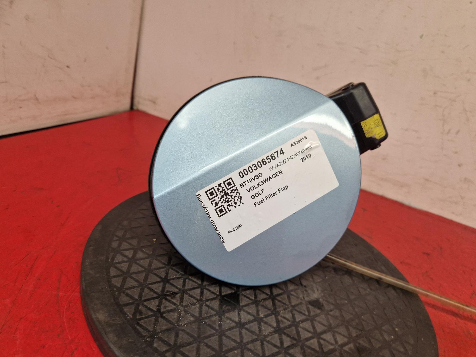 Fuel Filler Flap Golf Volkswagen 2010 