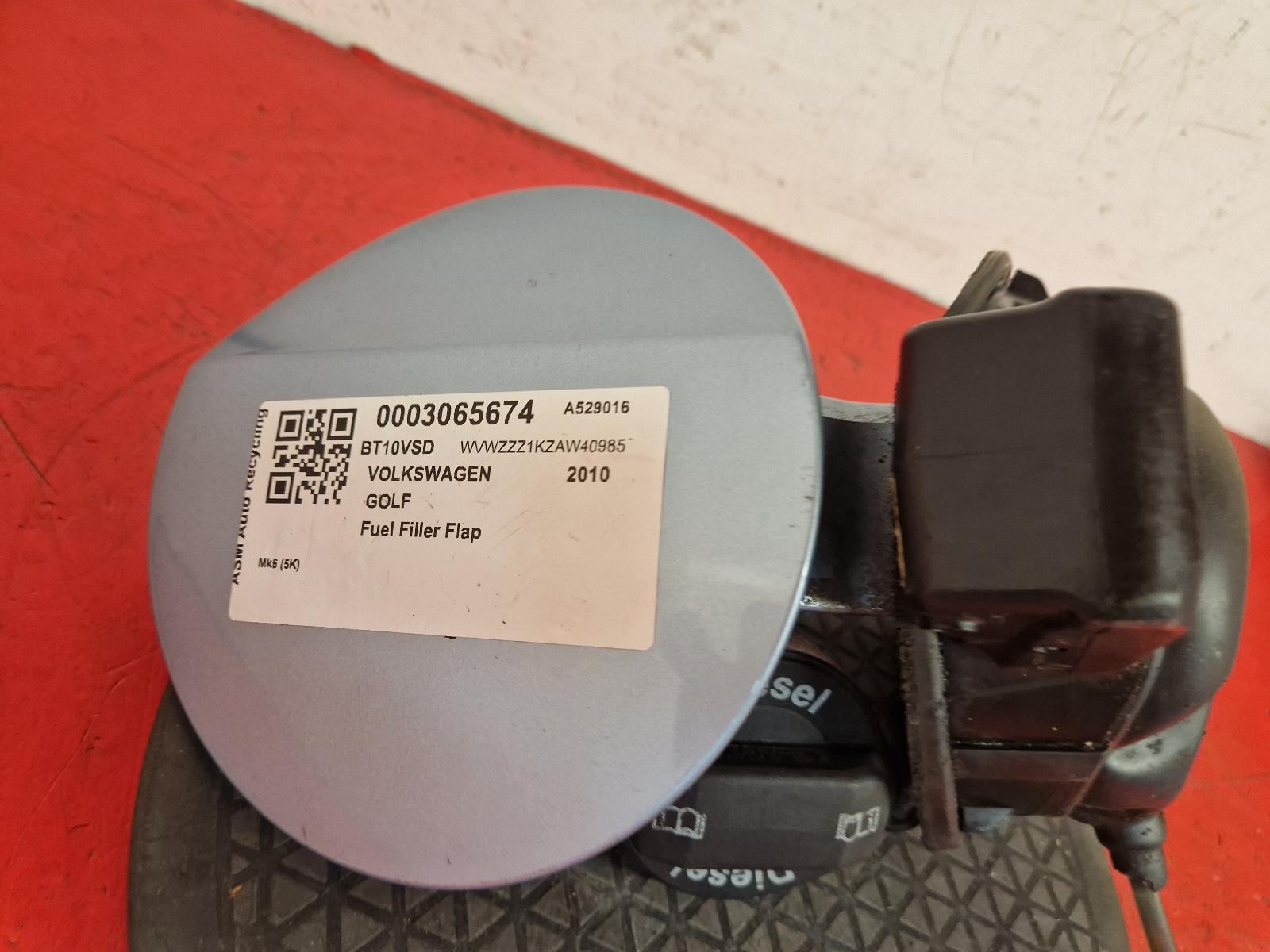 Fuel Filler Flap Golf Volkswagen 2010 
