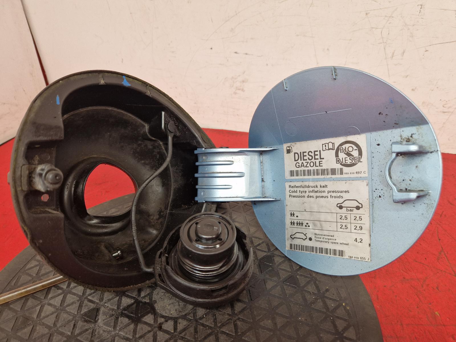 Fuel Filler Flap Golf Volkswagen 2010 