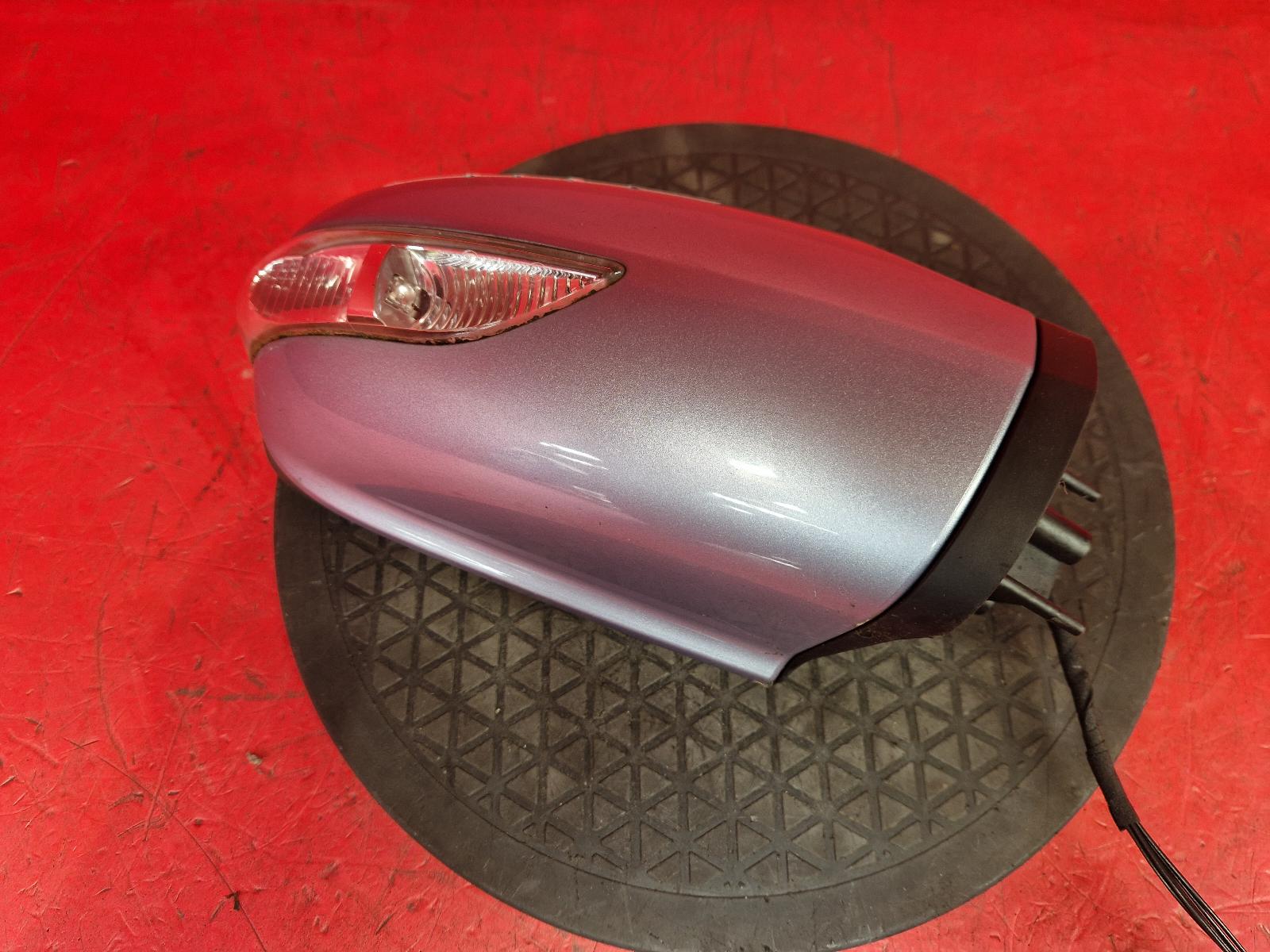 R Door Mirror B Class Mercedes 2007