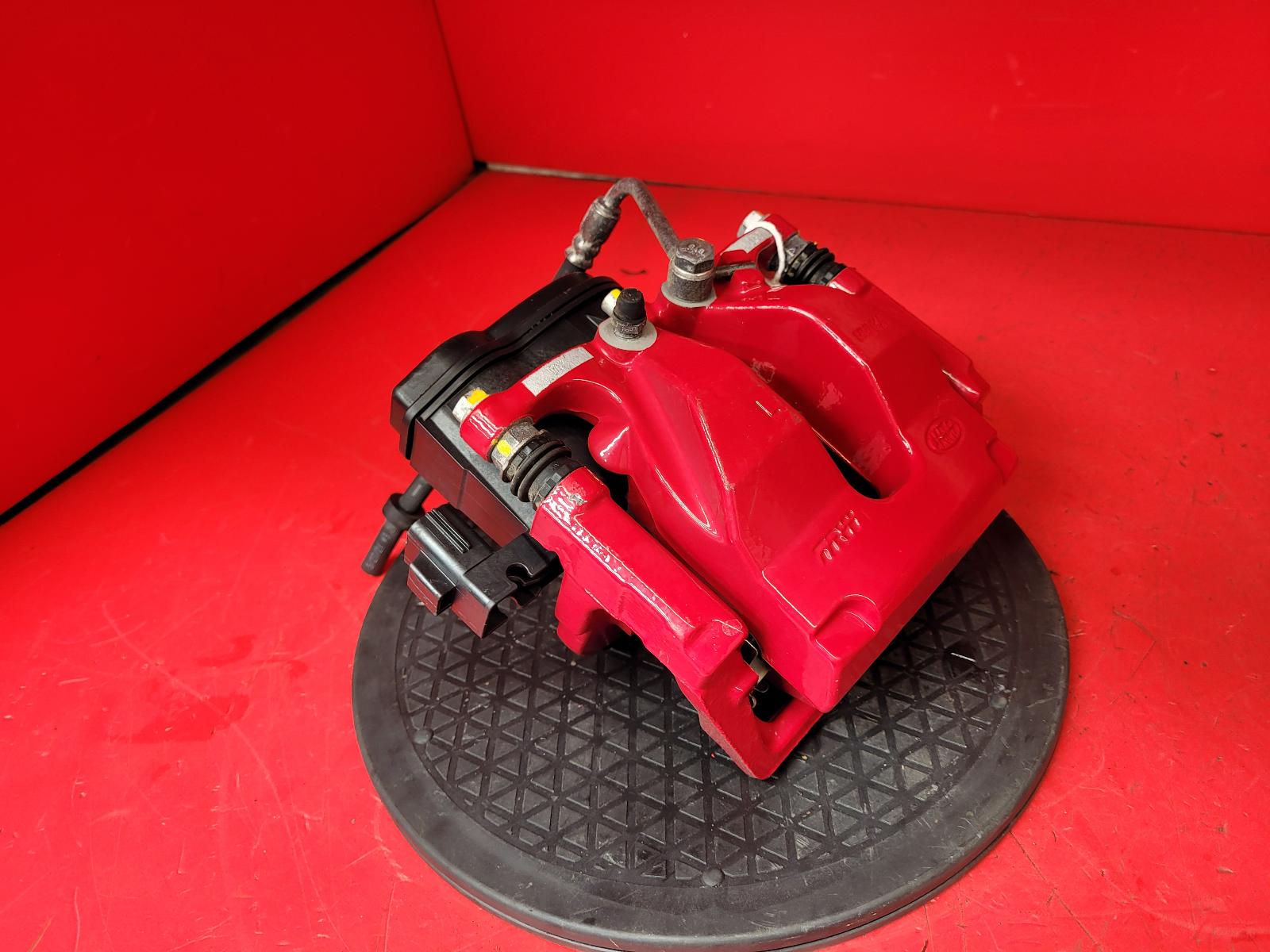 2022 Land Rover Range Rover Sport Caliper View Auto part Caliper Land Rover Range Rover Sport 2022