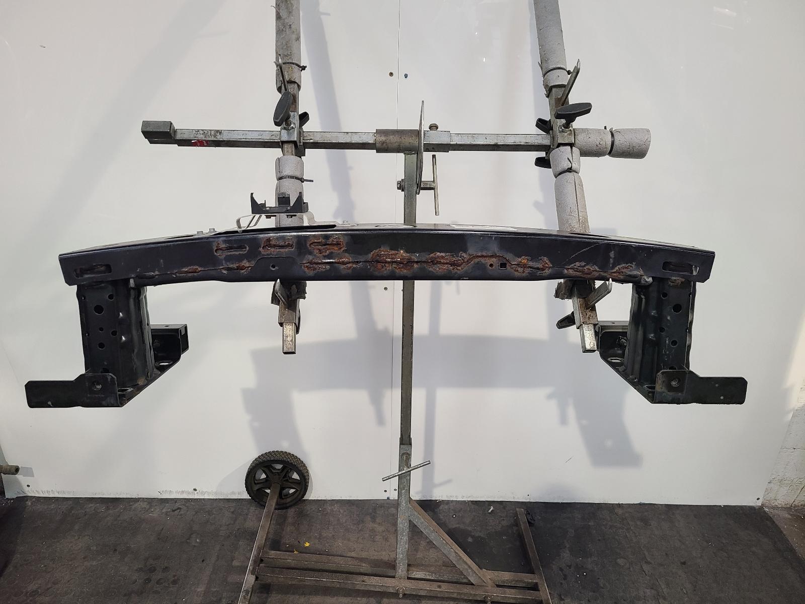 View Auto part Front Bumper Reinforcement Land Rover Discovery 2020