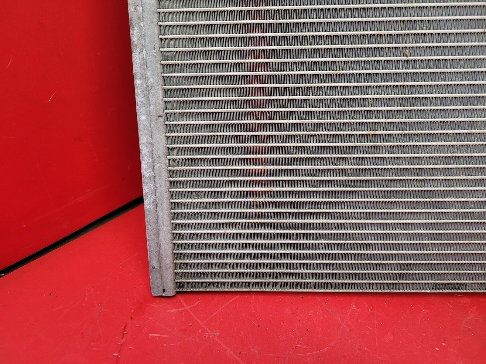 2019 Land Rover Range Rover Velar Radiator View Auto part Radiator Land Rover Range Rover Velar 2019