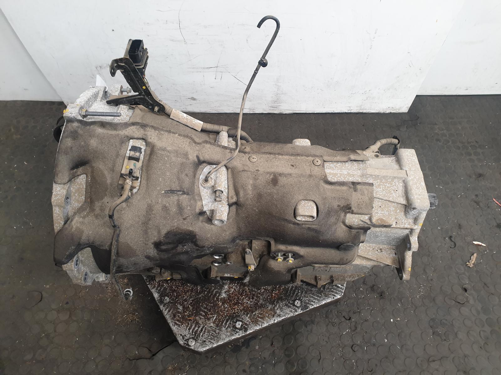 View Auto part Gearbox Land Rover Range Rover Velar 2020