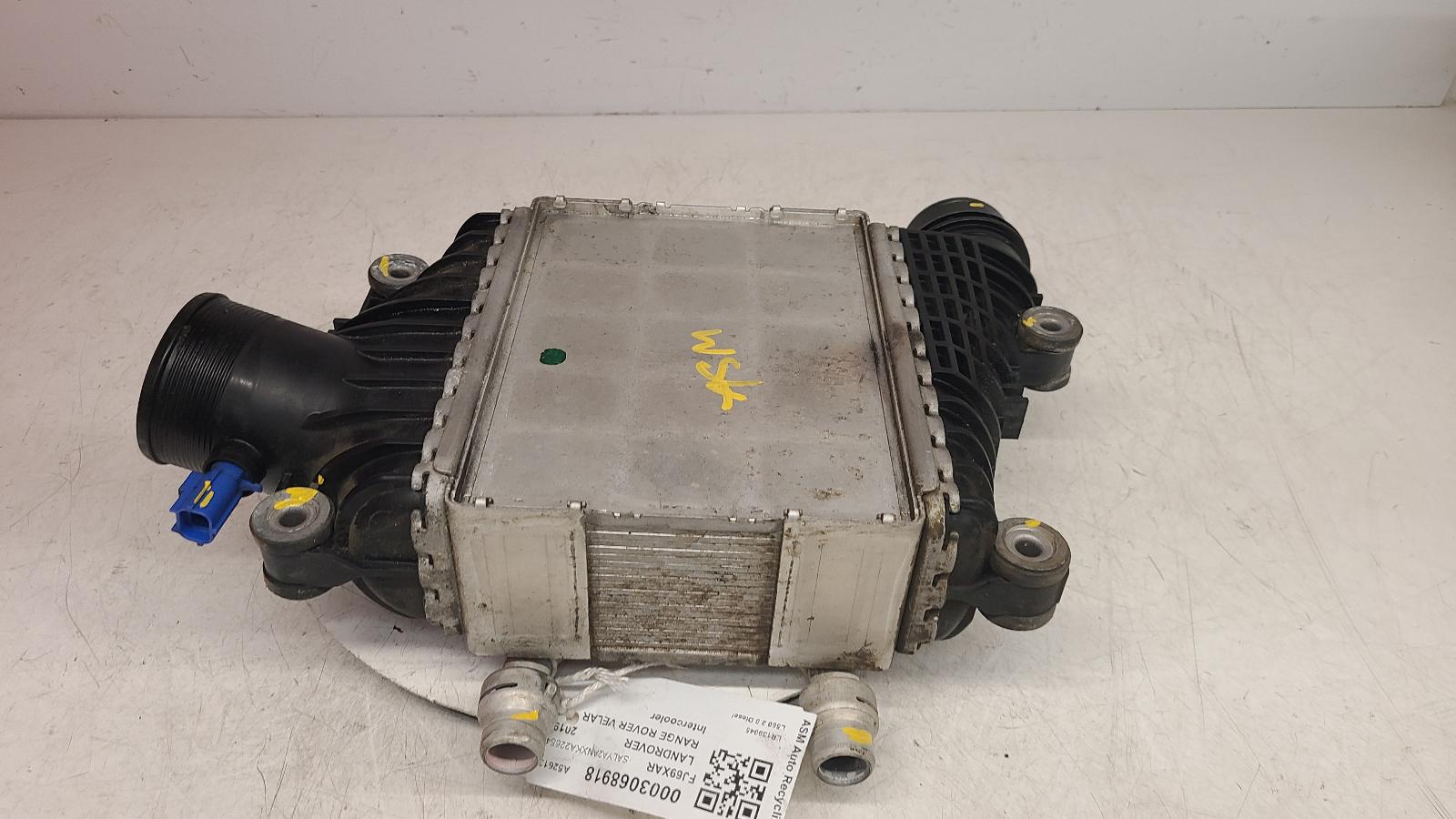 View Auto part Intercooler Land Rover Range Rover Velar 2019
