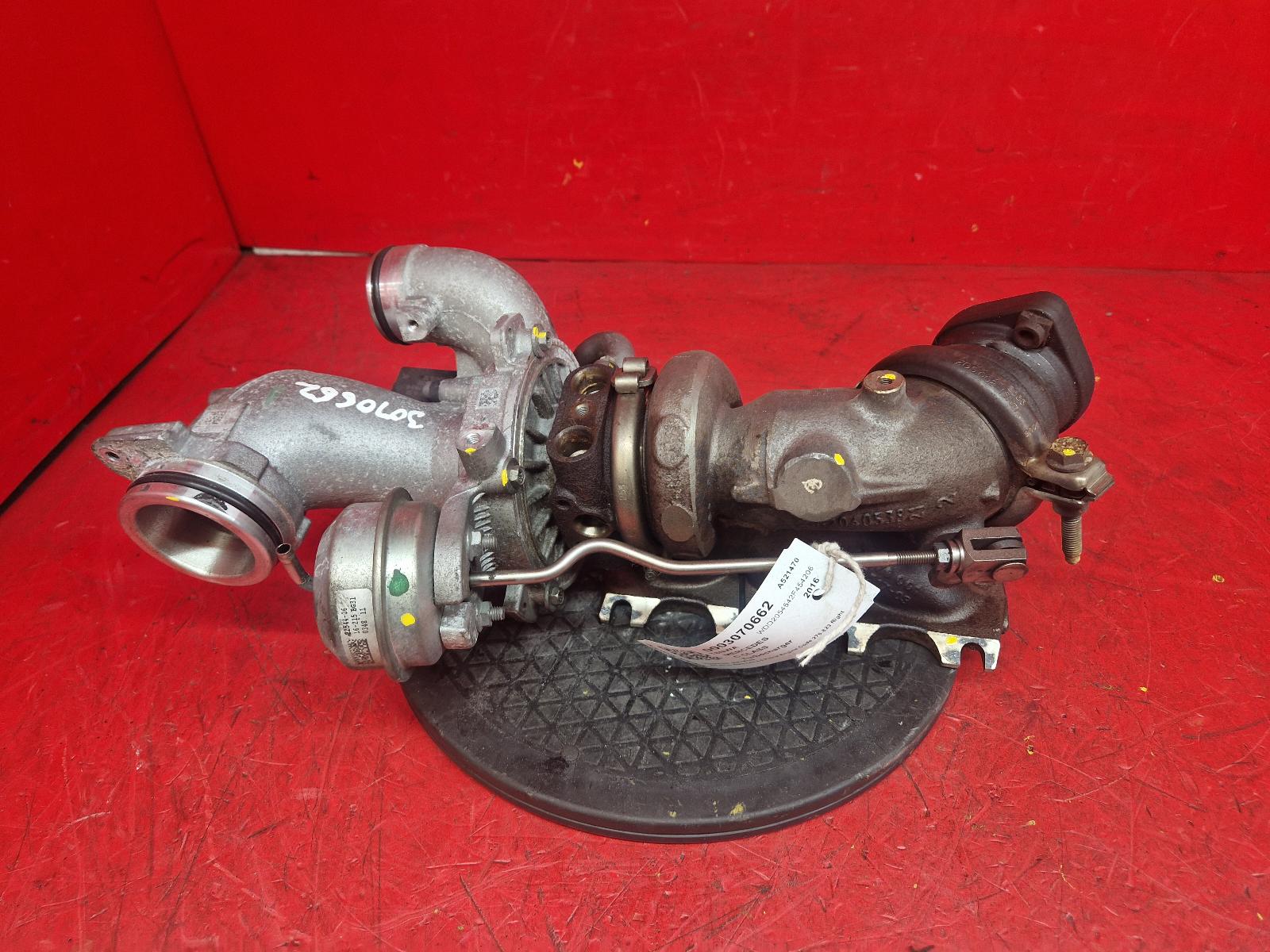 View Auto part Turbocharger Mercedes C Class 2016