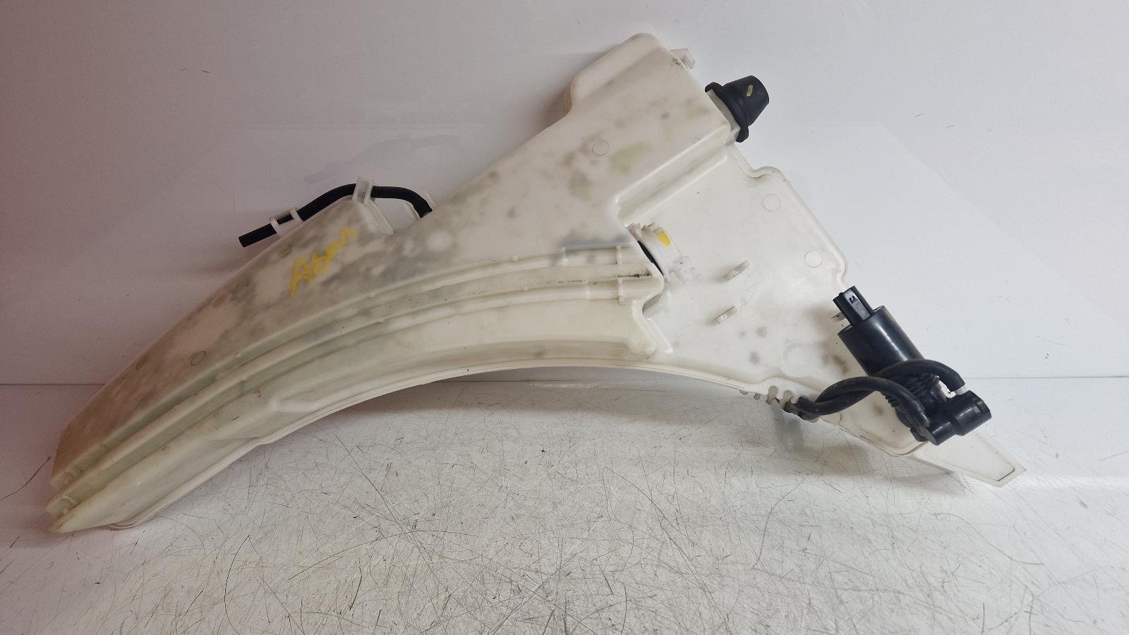 View Auto part Washer Bottle Land Rover Range Rover Evoque 2020