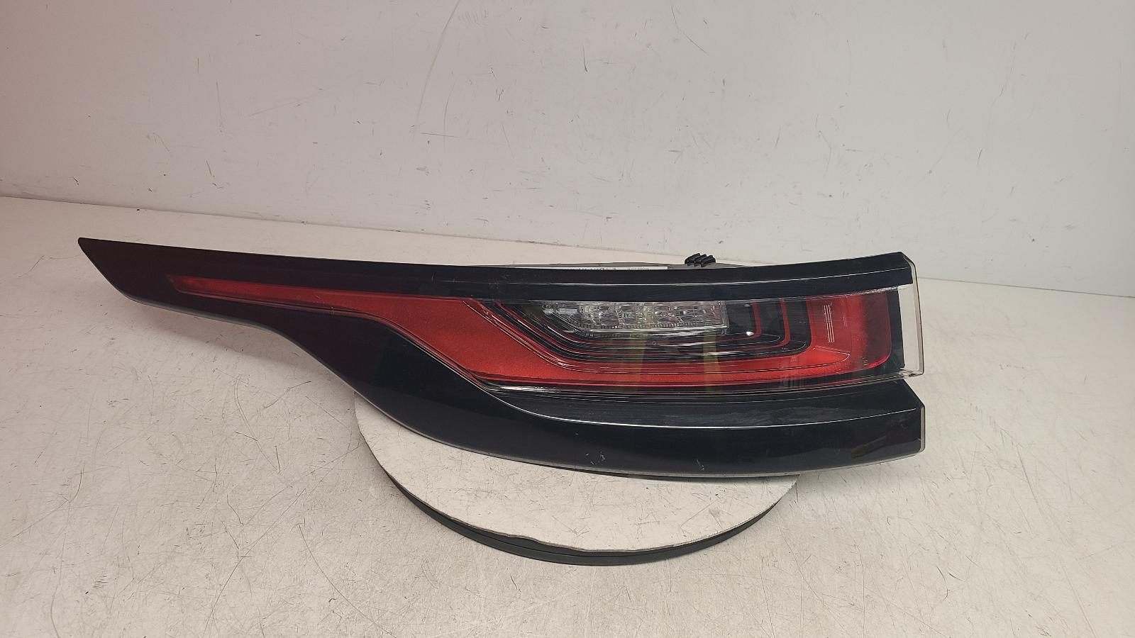 View Auto part L Taillight Land Rover Range Rover Velar 2020