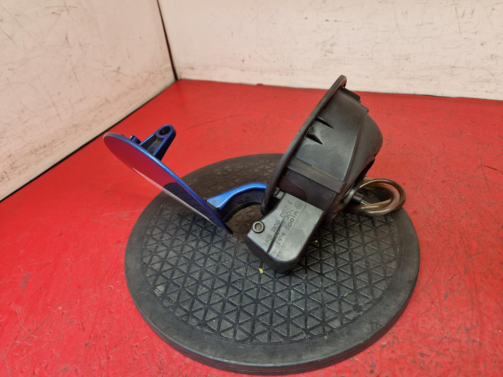 Fuel Filler Flap Scirocco Volkswagen 2011