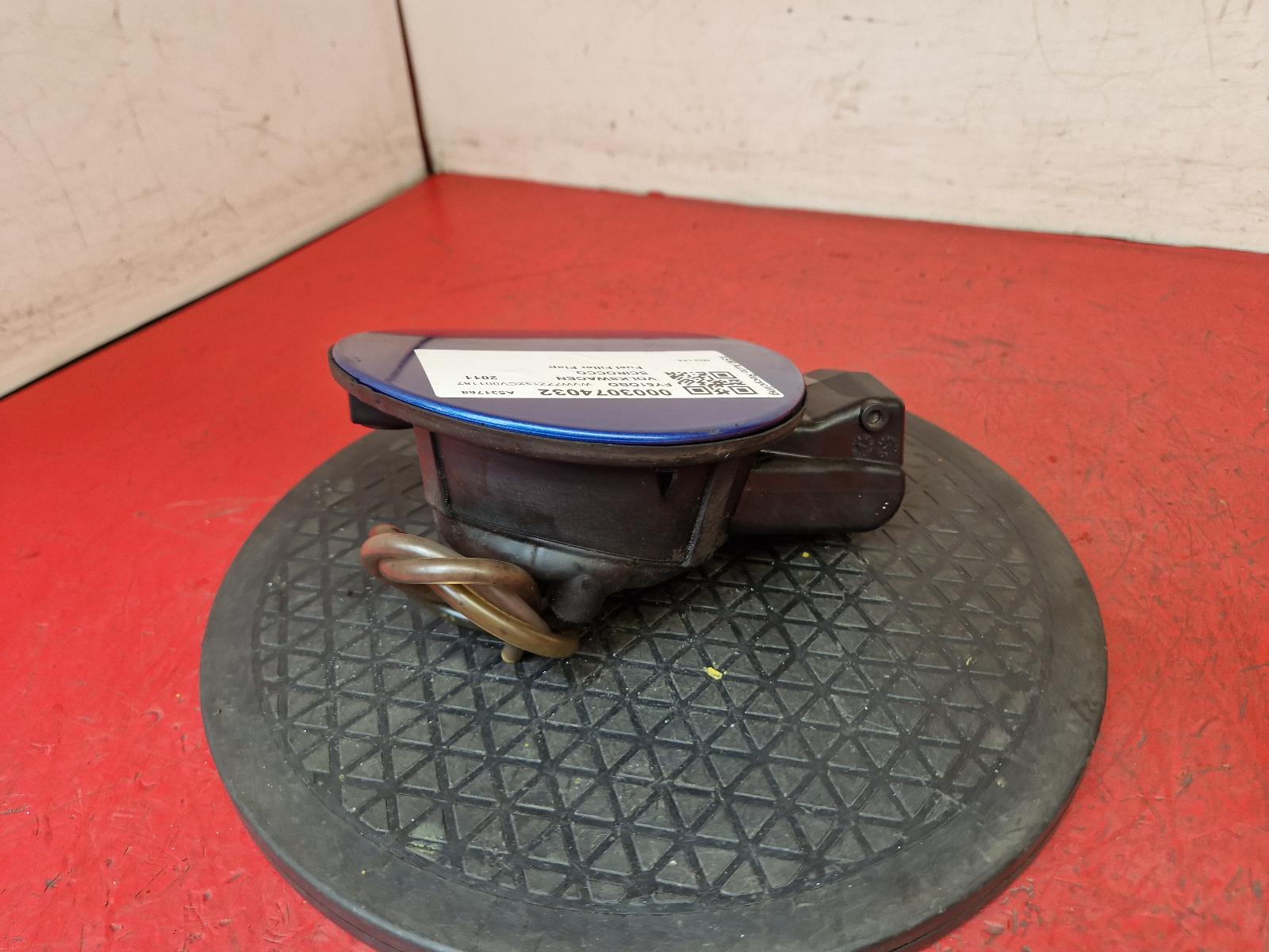 Fuel Filler Flap Scirocco Volkswagen 2011