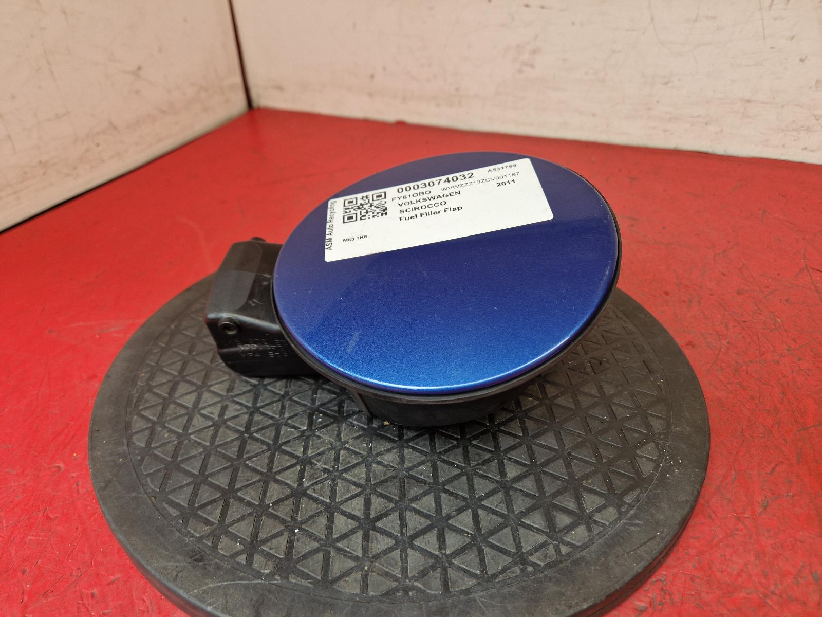 Fuel Filler Flap Scirocco Volkswagen 2011