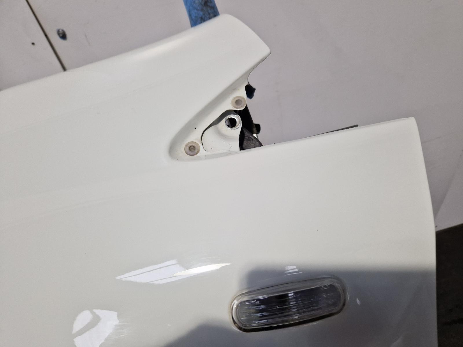 L Wing Punto Fiat 2015 