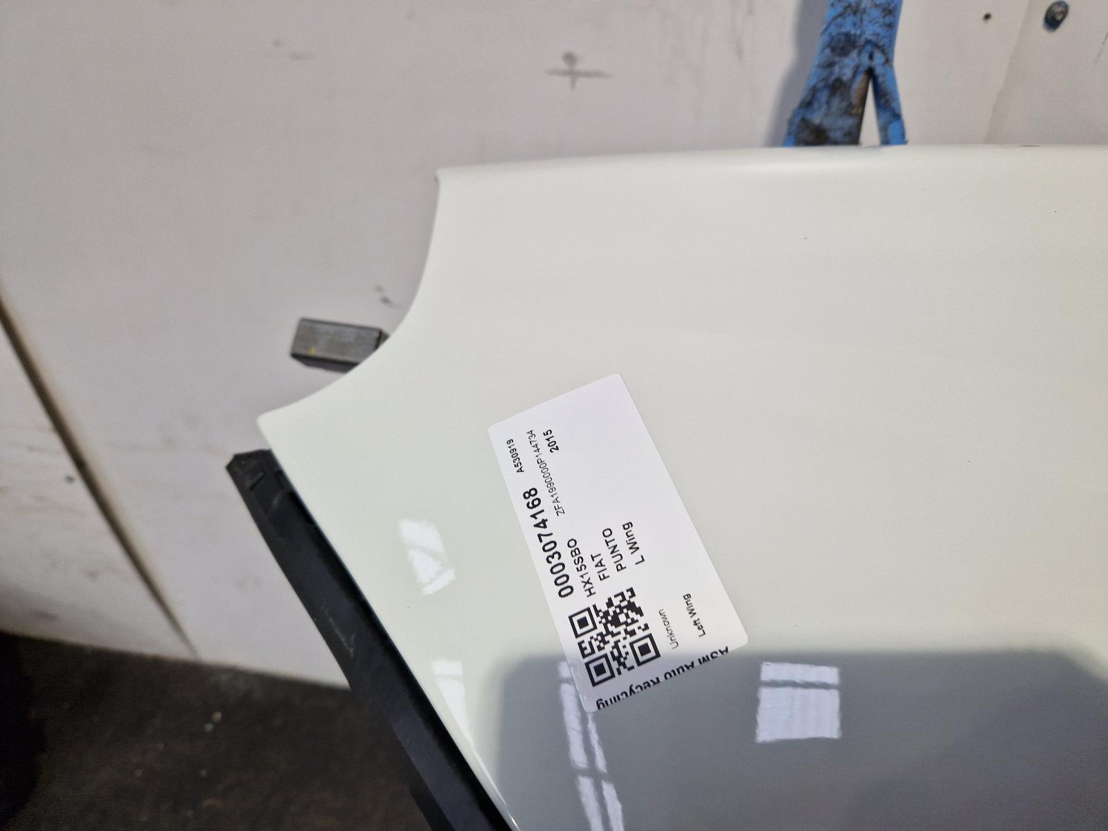 L Wing Punto Fiat 2015 