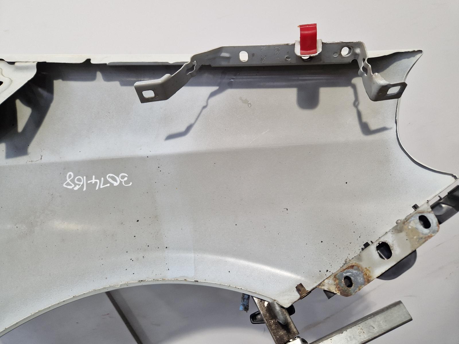 L Wing Punto Fiat 2015 