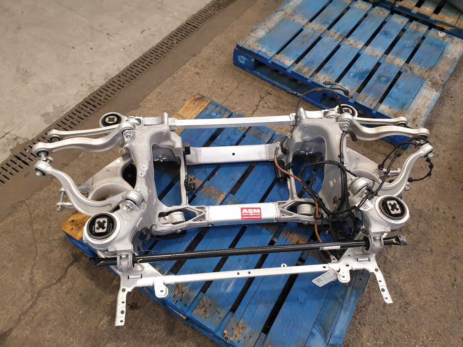 View Auto part Rear Axle Assembly Audi E-tron Gt 2023