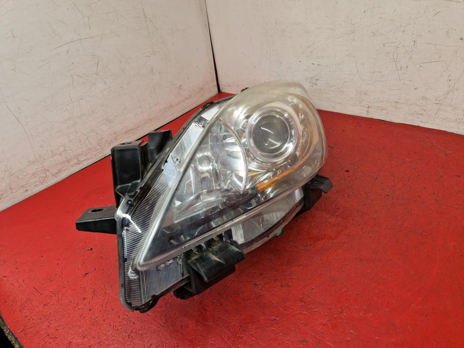 L Headlamp 3 Mazda 2010 