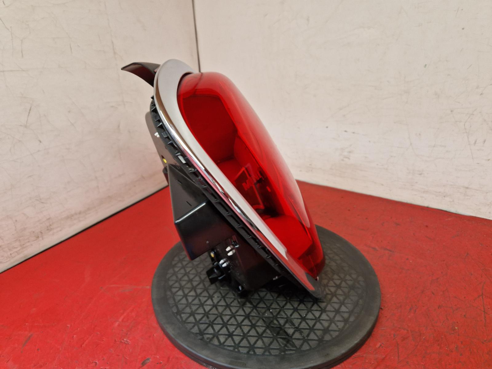 L Taillight Mini Mini (bmw) 2020