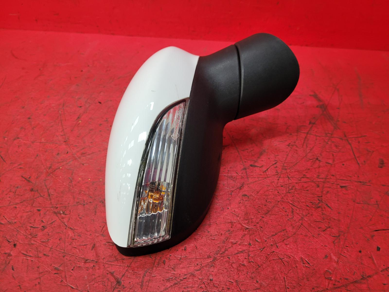 R Door Mirror Fiesta Ford 2014 