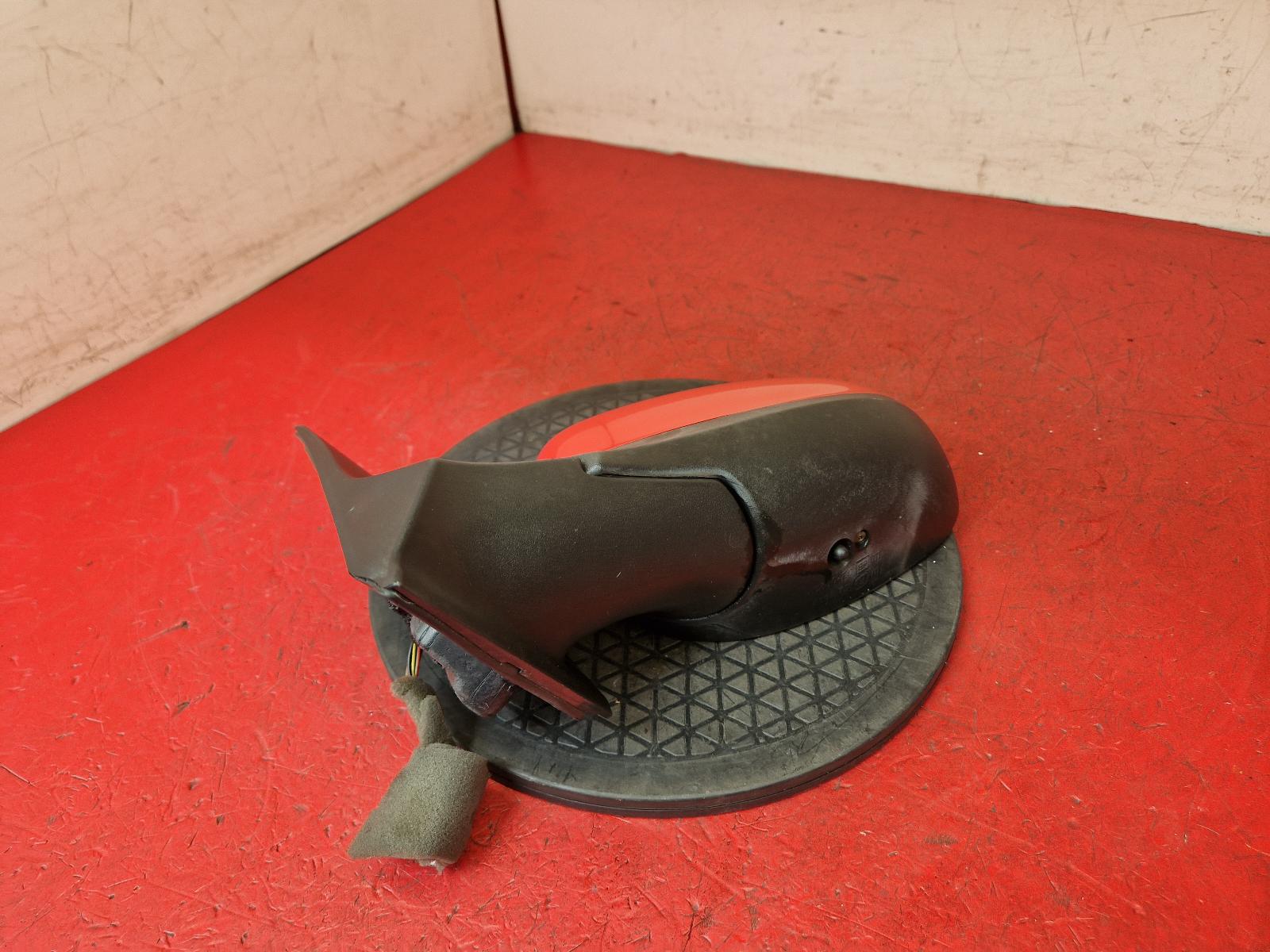 L Door Mirror Ka Ford 2011