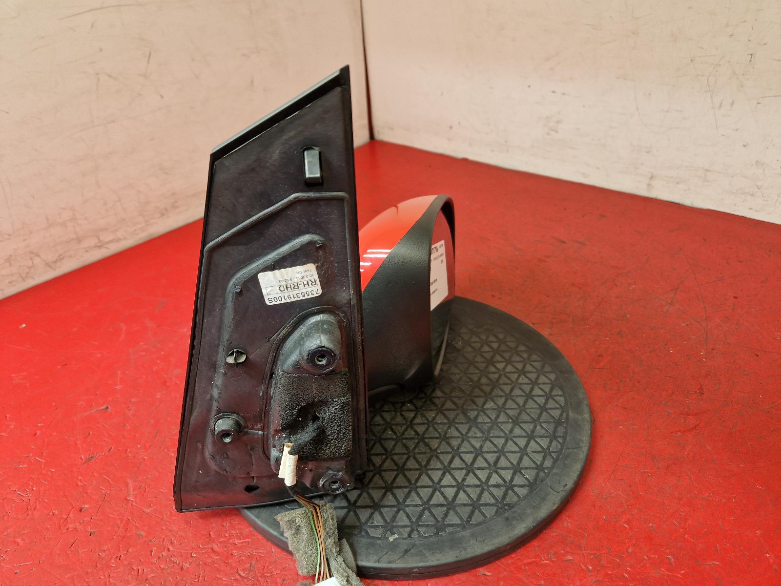 R Door Mirror Ka Ford 2011