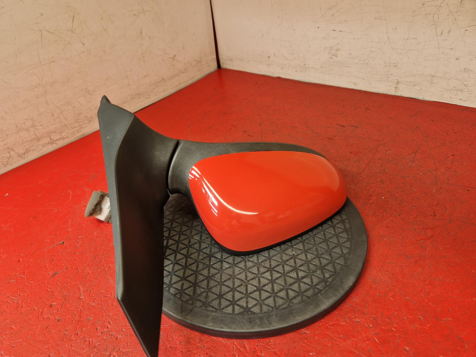 R Door Mirror Ka Ford 2011