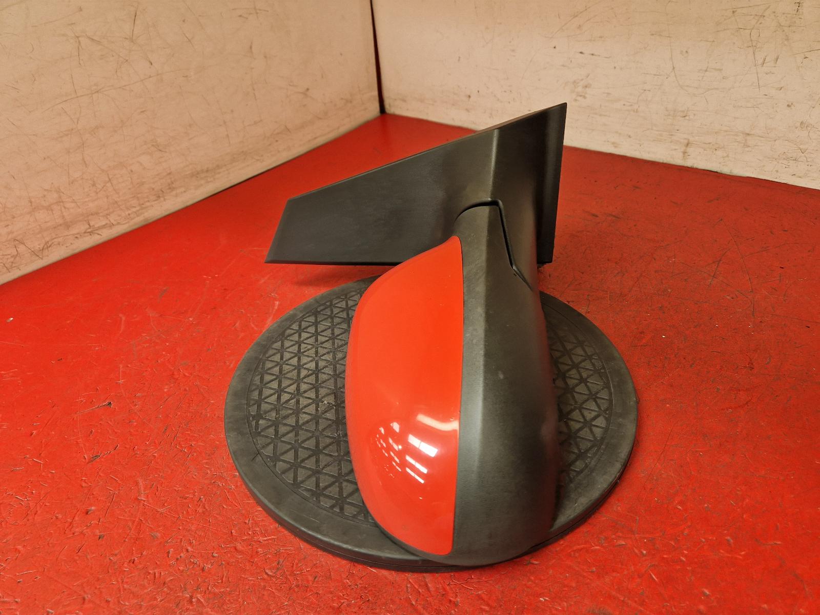 R Door Mirror Ka Ford 2011 