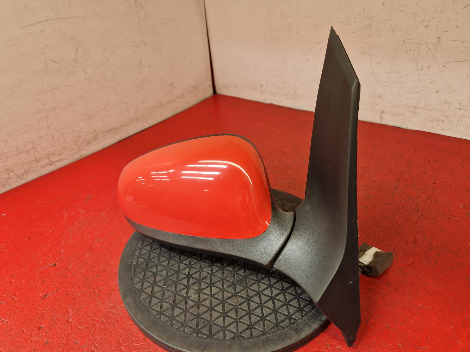 R Door Mirror Ka Ford 2011