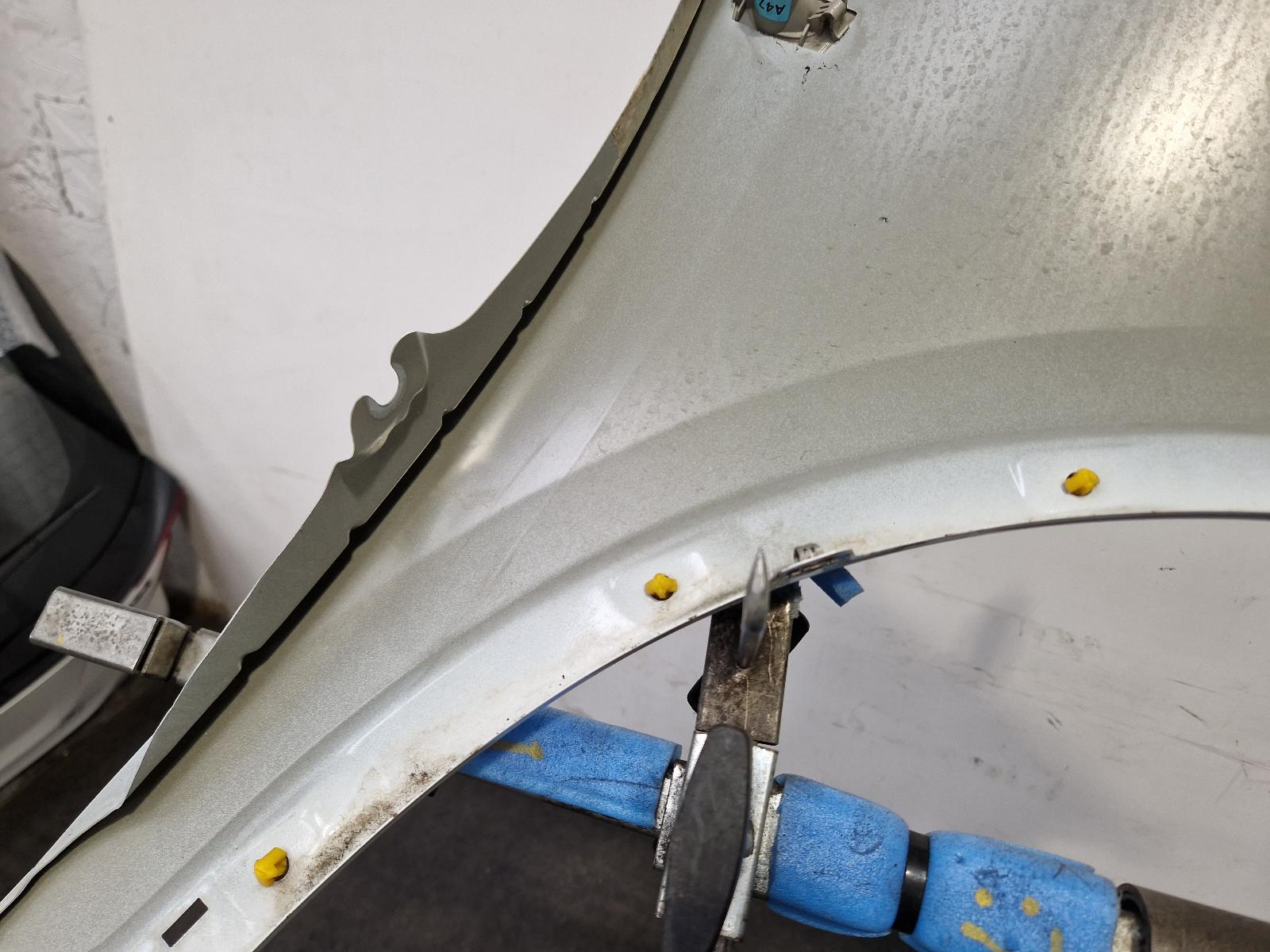 L Wing Mokka Vauxhall 2015 