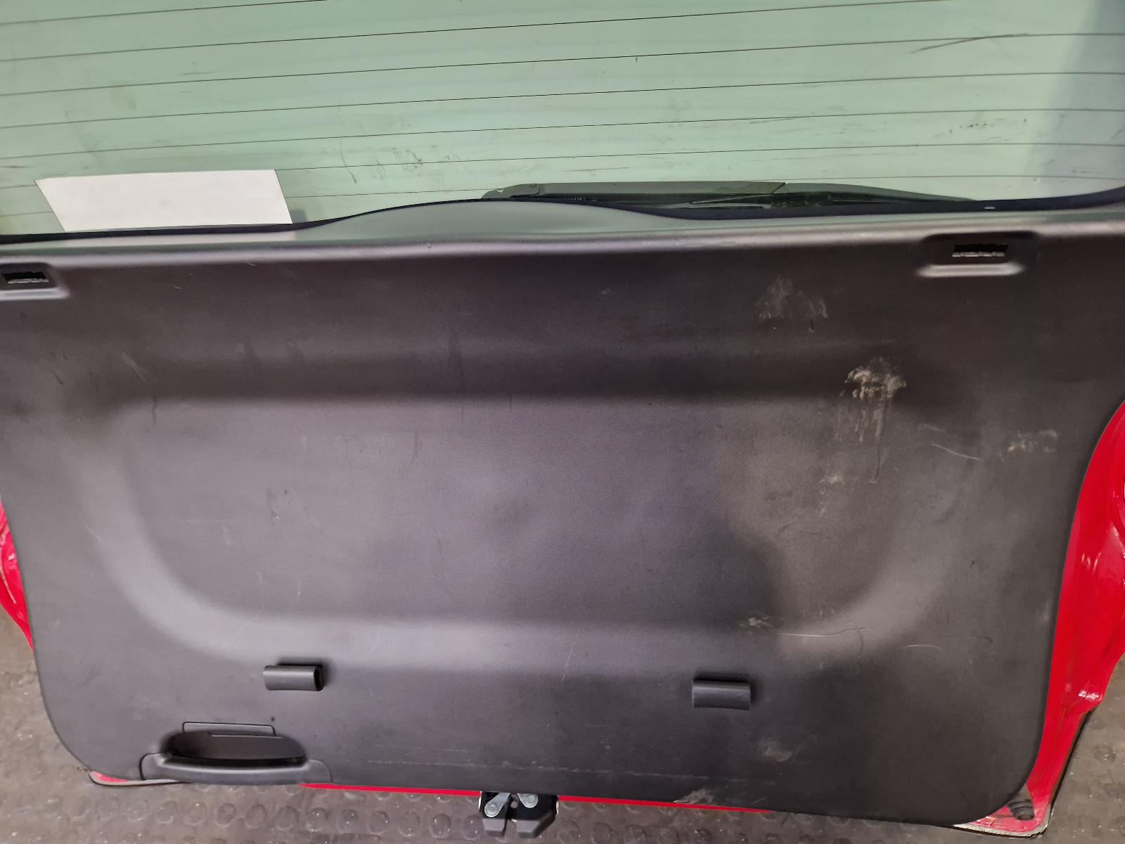 Bootlid/Tailgate 500l Fiat 2013 