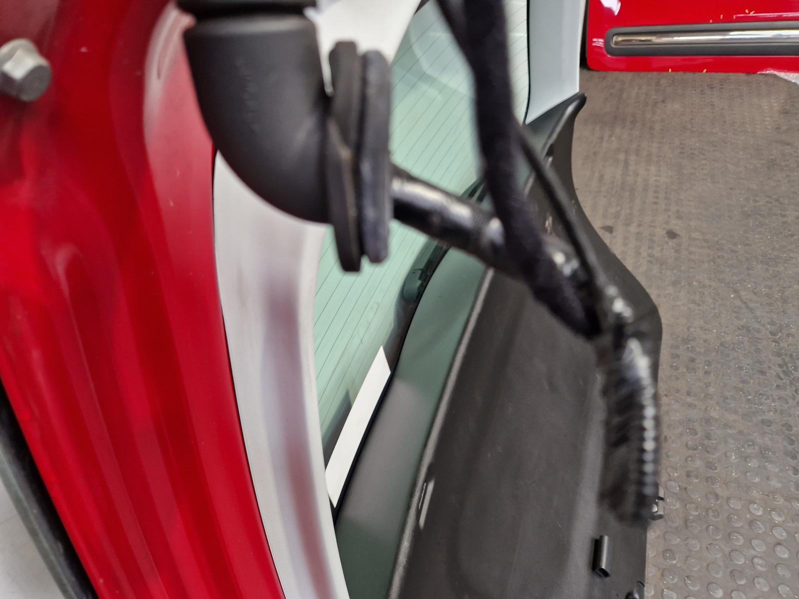 Bootlid/Tailgate 500l Fiat 2013 