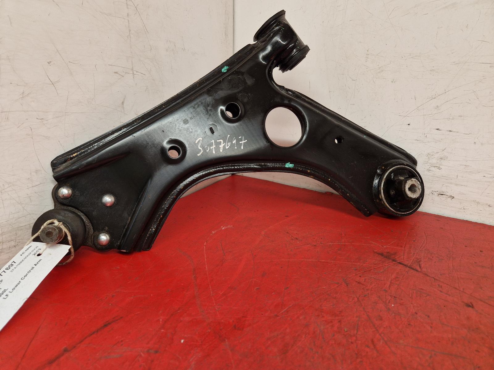 LF Lower Control Arm 500l Fiat 2013