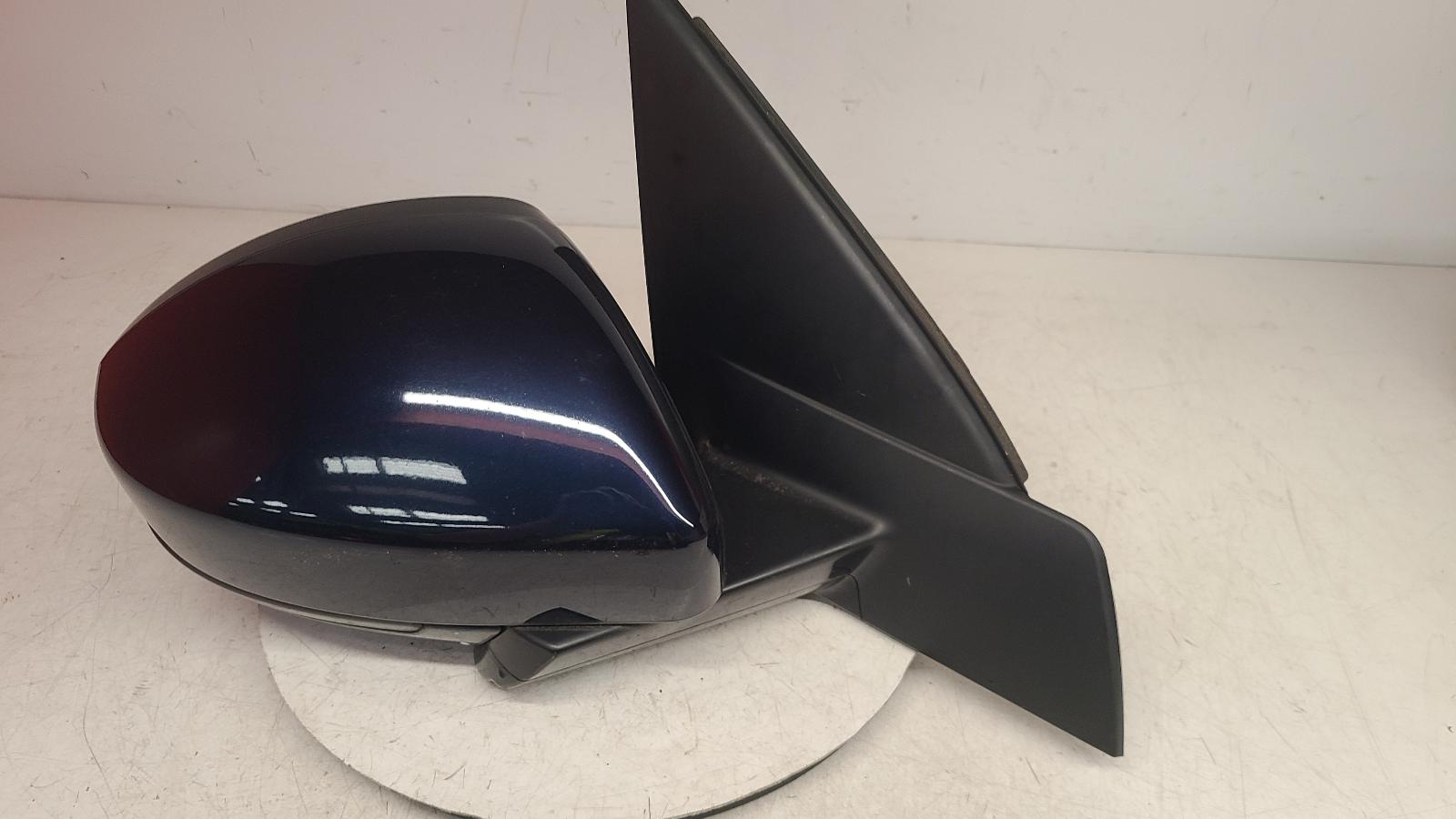 View Auto part R Door Mirror Land Rover Discovery Sport 2020