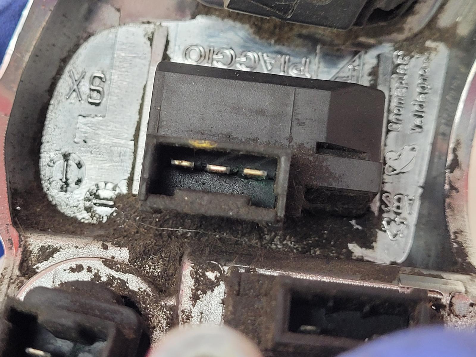 LH Switch Gear Mp3 300 Piaggio 2017 