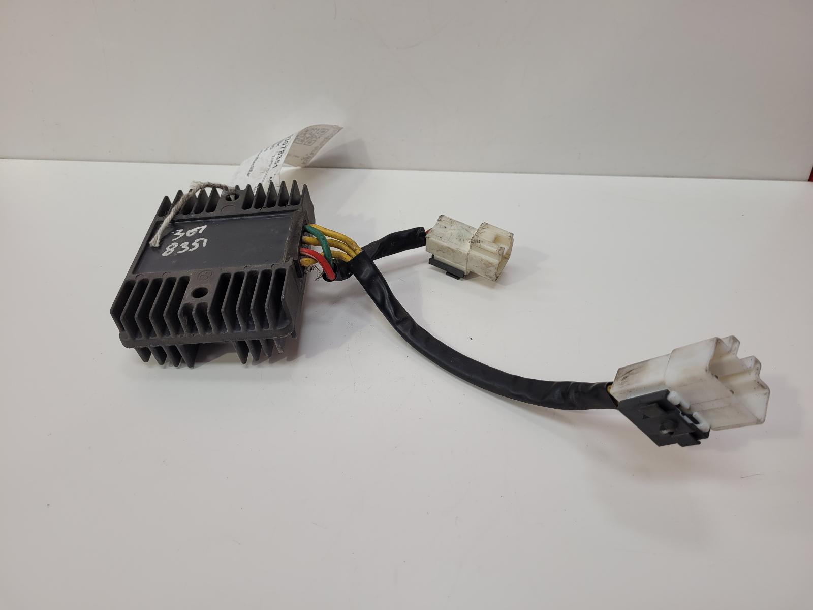 Regulator/Rectifier Mp3 300 Piaggio 2017
