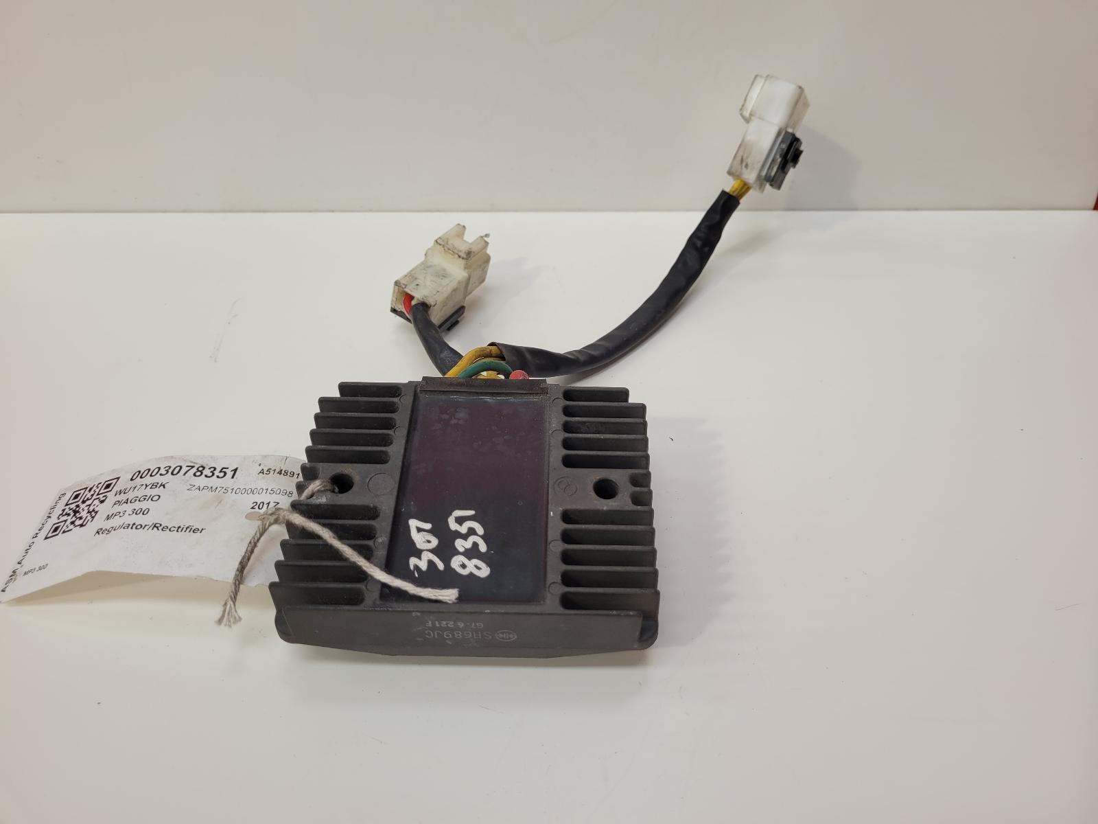 Regulator/Rectifier Mp3 300 Piaggio 2017