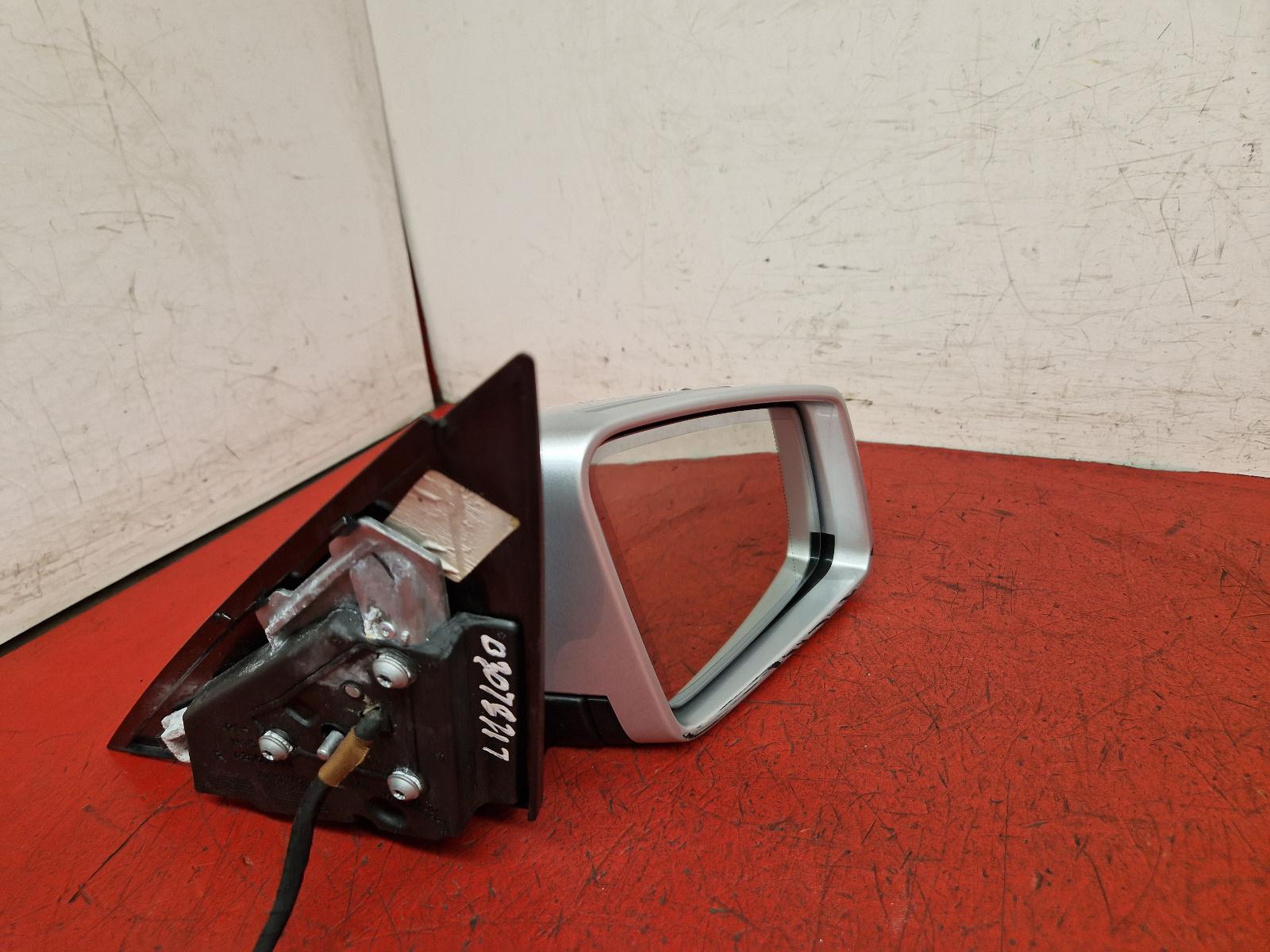 R Door Mirror C Class Mercedes 2011 