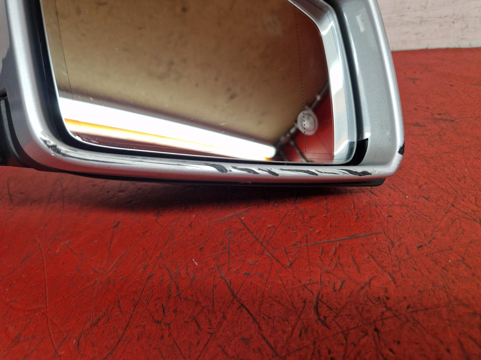 R Door Mirror C Class Mercedes 2011