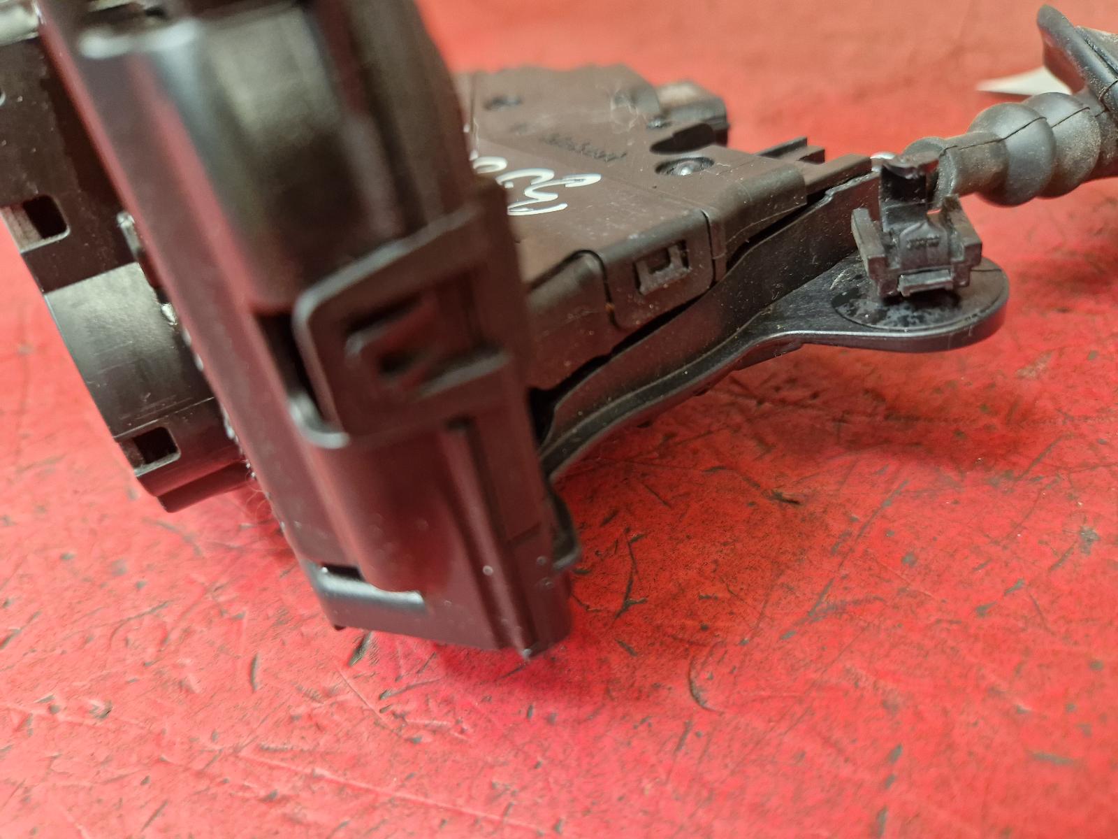 Door Lock Assembly Clio Renault 2015 