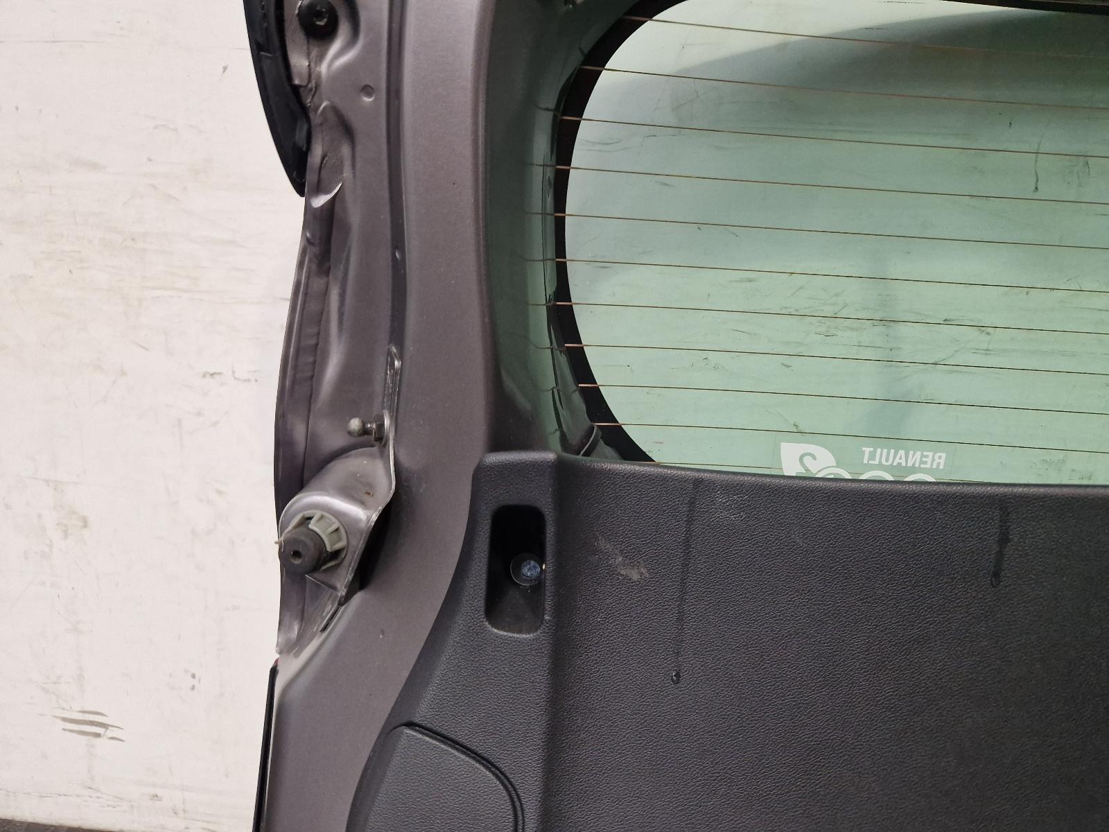 Bootlid/Tailgate Clio Renault 2015