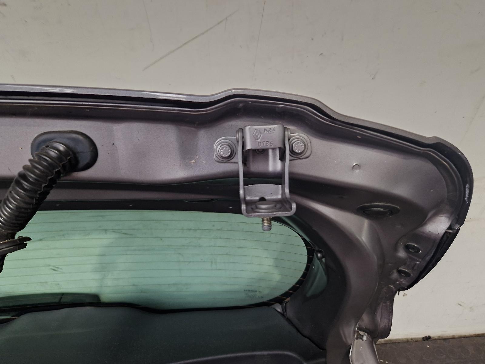 Bootlid/Tailgate Clio Renault 2015